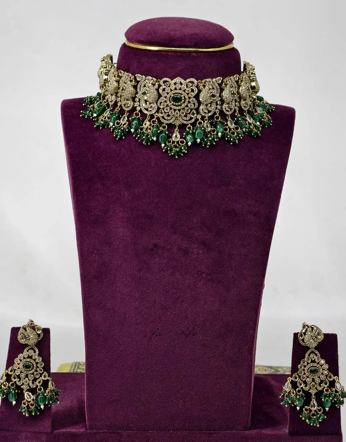 Emera Royale – Peacock Victorian Bridal AD choker set